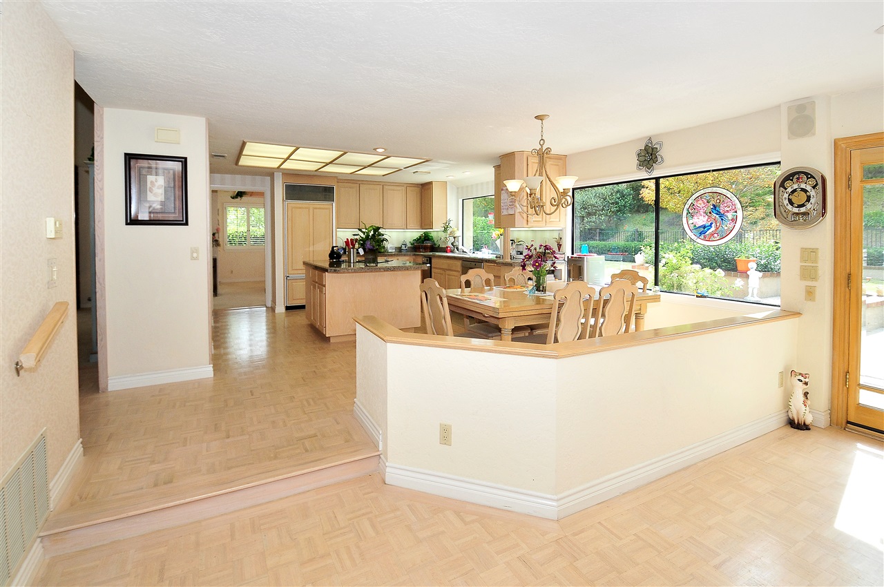 380 Surrey Dr, Bonita, CA 91902 photo 13