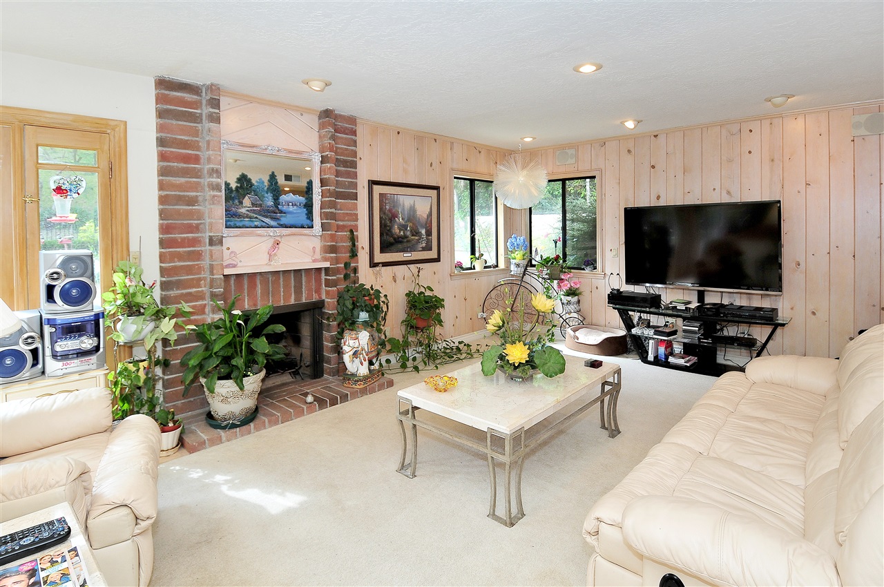 380 Surrey Dr, Bonita, CA 91902 photo 10