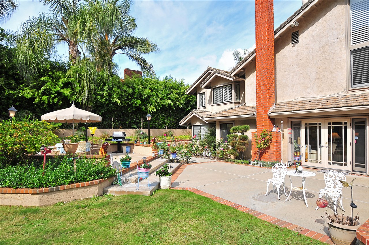 380 Surrey Dr, Bonita, CA 91902 photo 1