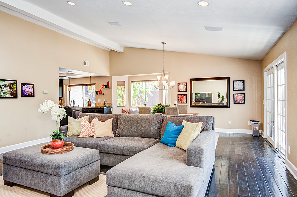 2695 Olympia, Carlsbad, CA 92010 photo 5