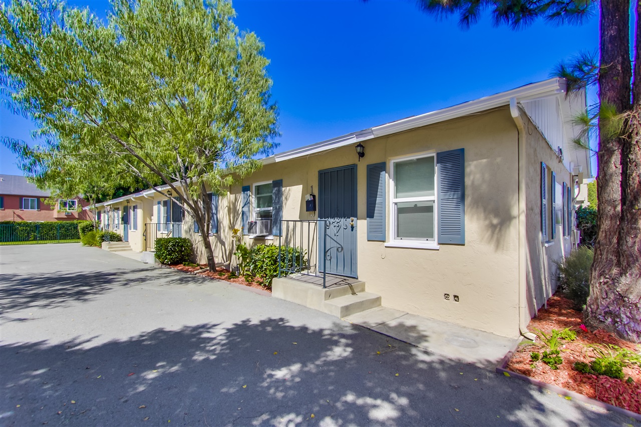 682 E Main St, El Cajon, CA 92020 photo 2