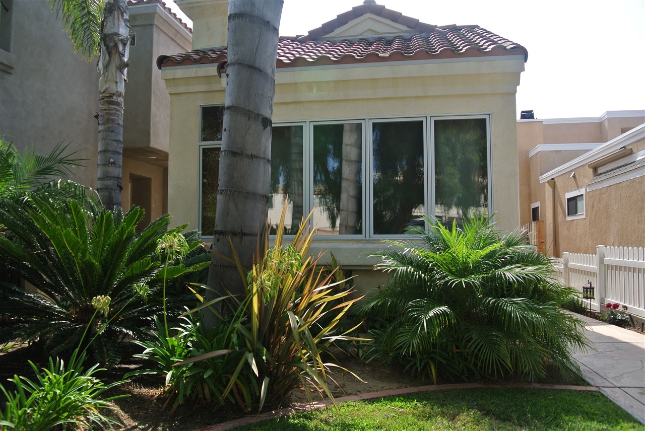 215 B Ave, Coronado, CA 92118 photo 1