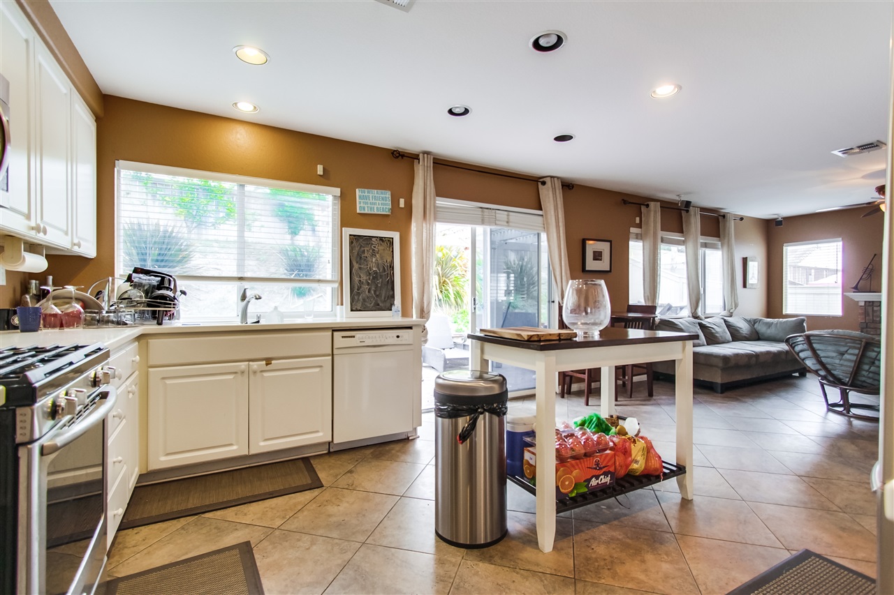 412 Primrose, Oceanside, CA 92057 photo 10