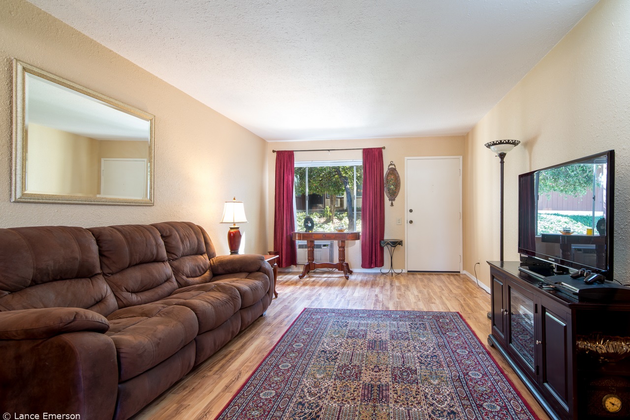 8773 Wahl St, Santee, CA 92071 photo 2