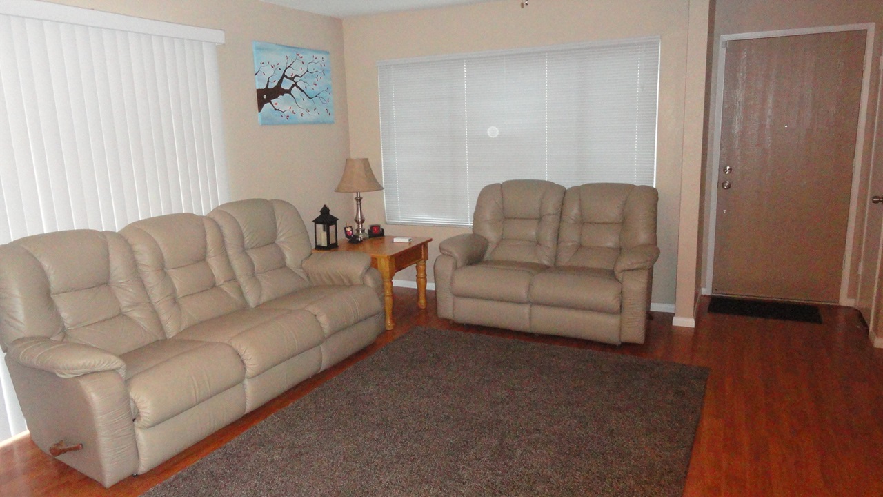 10122 Kerrigan, Santee, CA 92071 photo 2