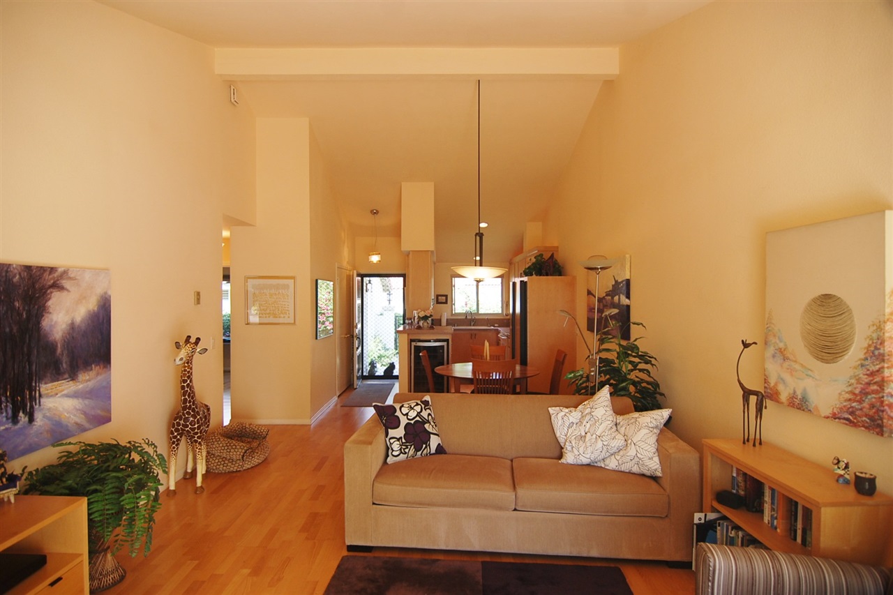 1936 Ursina Pl, Encinitas, CA 92024 photo 1