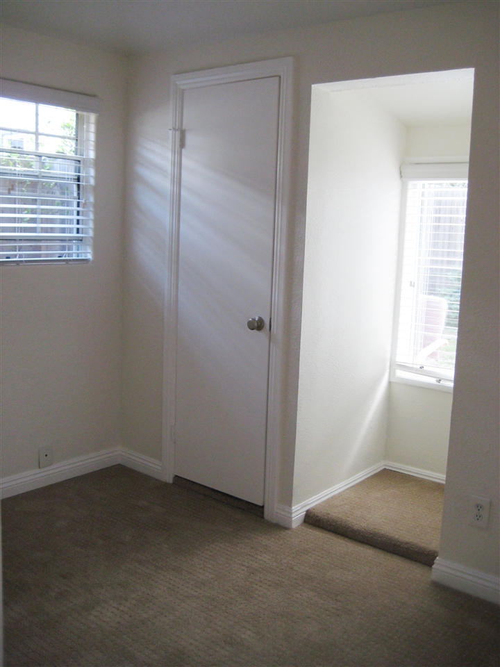 717 N Ditmar, Oceanside, CA 92054 photo 12