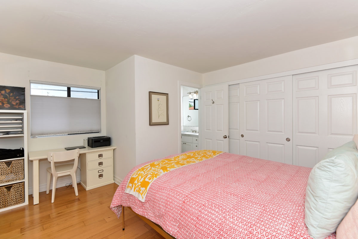 374 Nautilus St, La Jolla, CA 92037 photo 19
