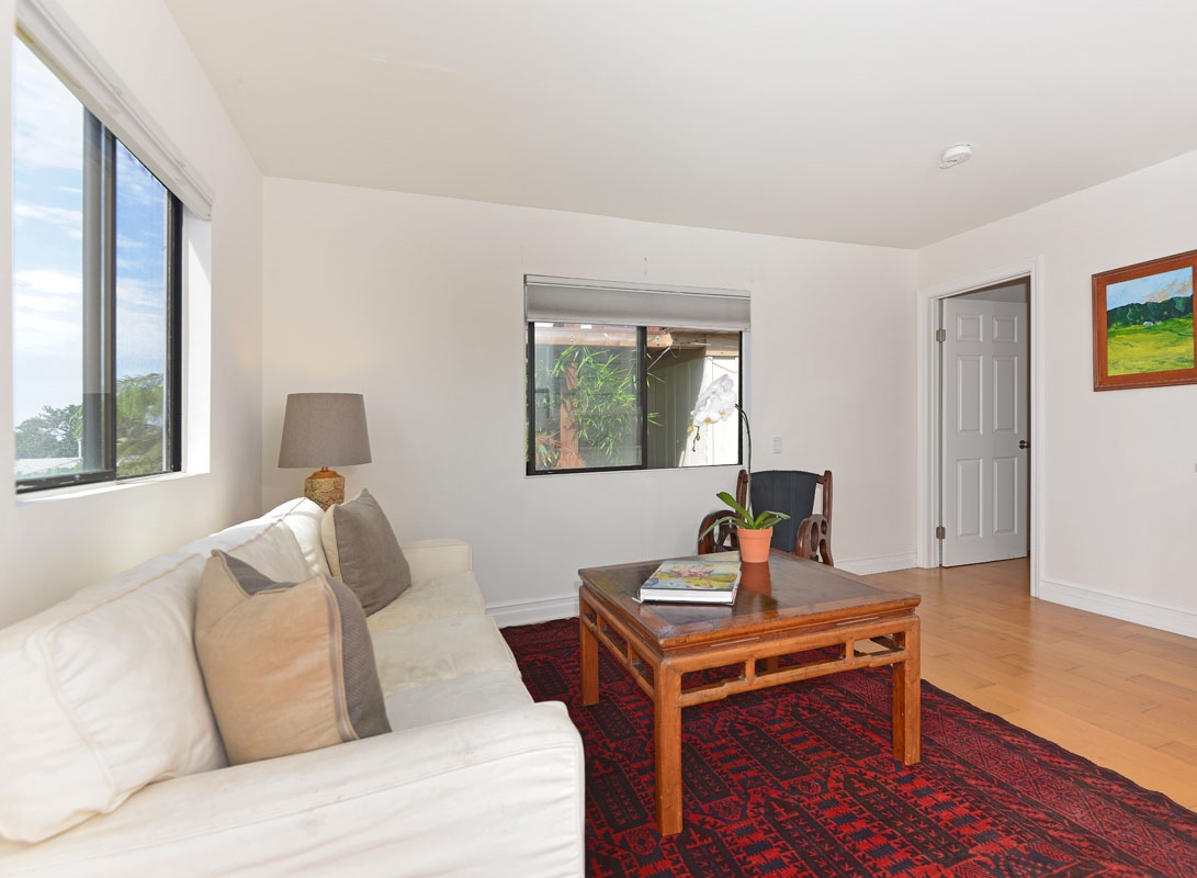 374 Nautilus St, La Jolla, CA 92037 photo 17