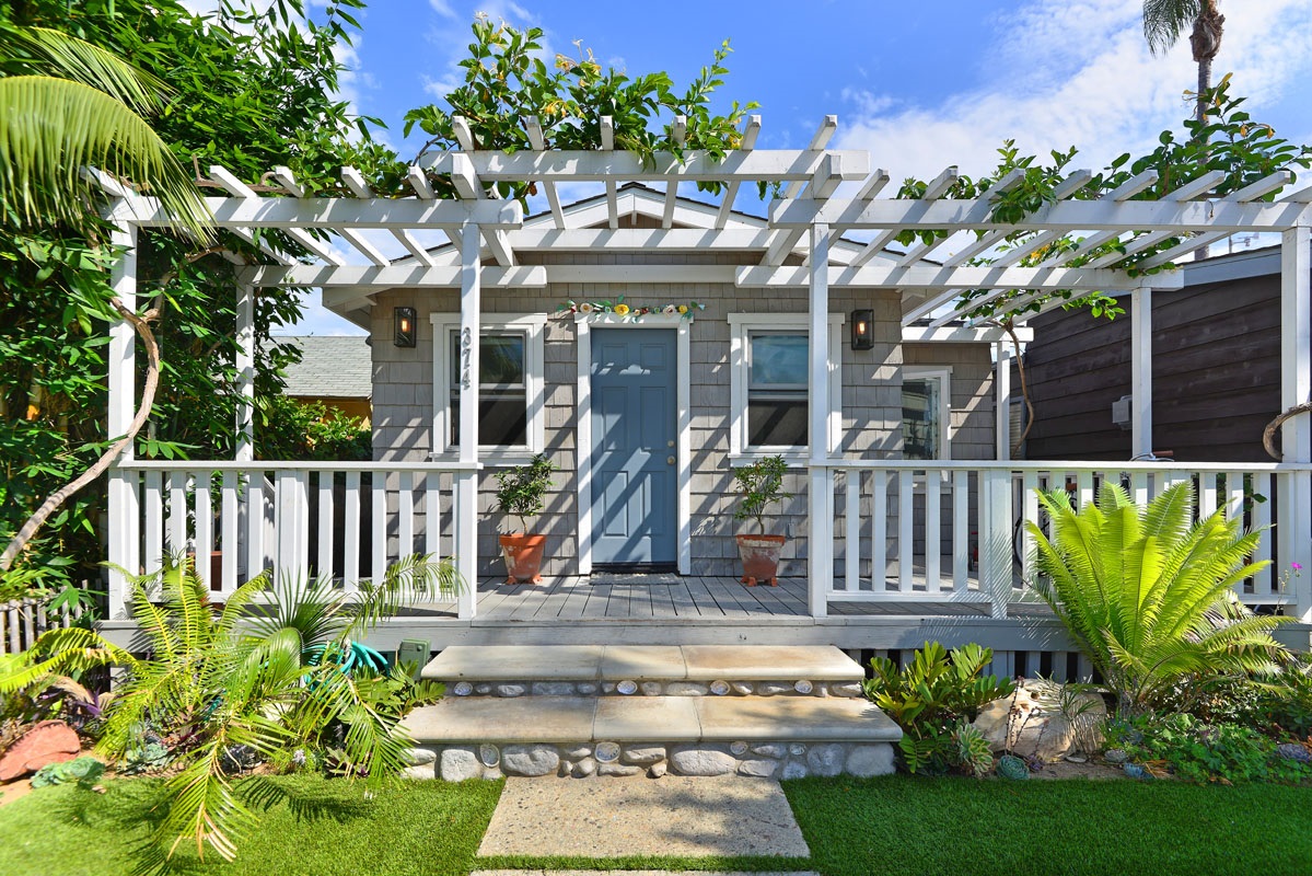 374 Nautilus St, La Jolla, CA 92037 photo 1