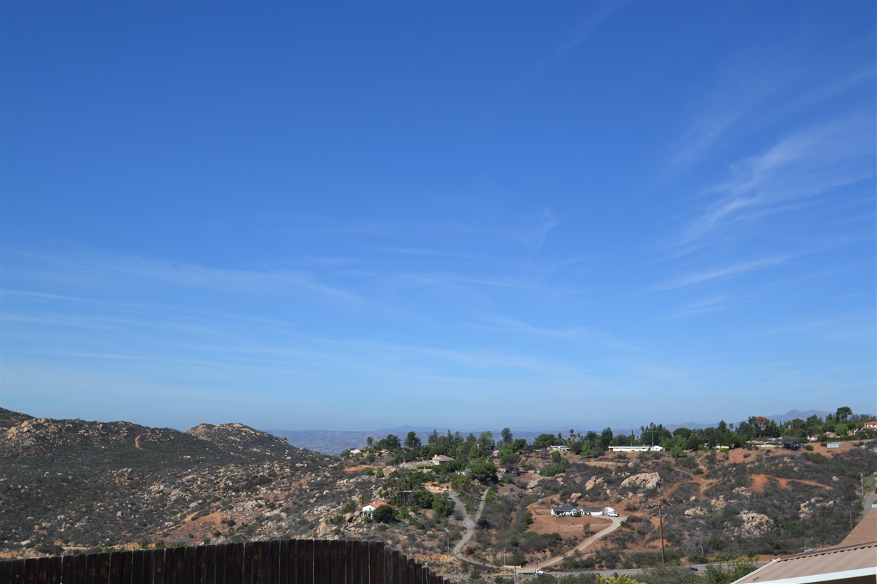 227 Lilac Dr, El Cajon, CA 92021 photo 1