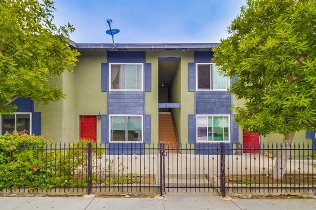 1310 Division St, Oceanside, CA 92054 photo 1