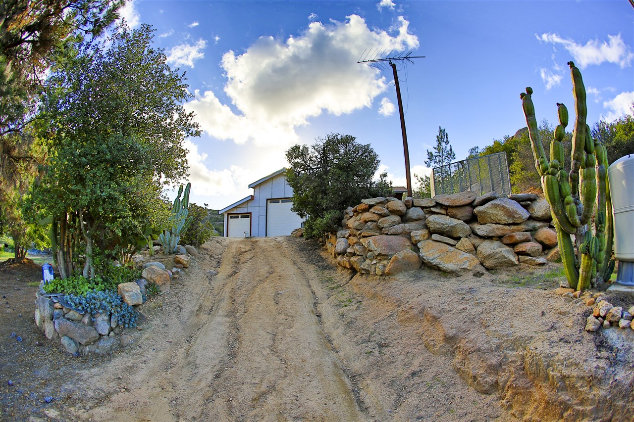 13090 Old Barona, Lakeside, CA 92040 photo 2