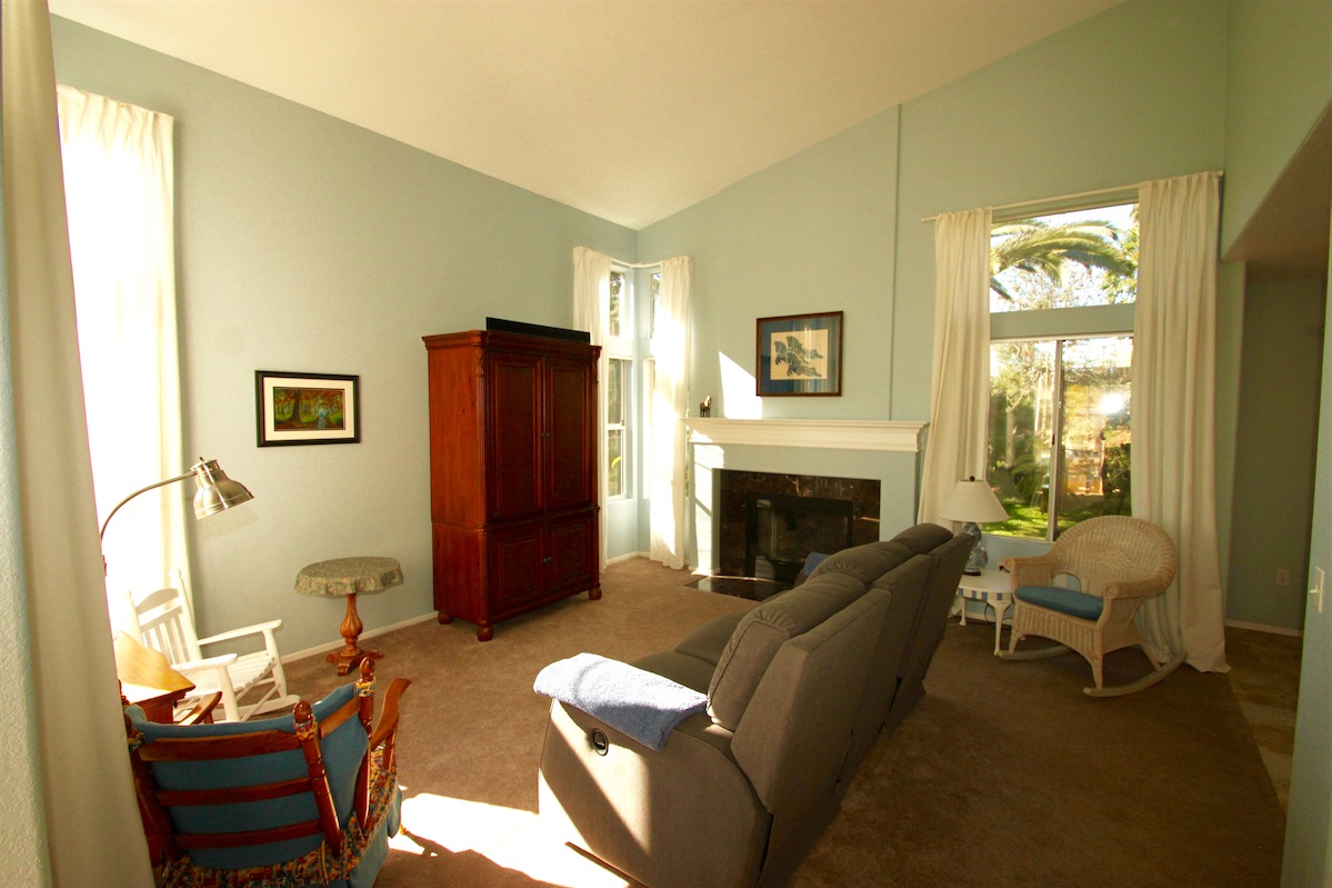 2357 Brookhaven Pass, Vista, CA 92081 photo 3