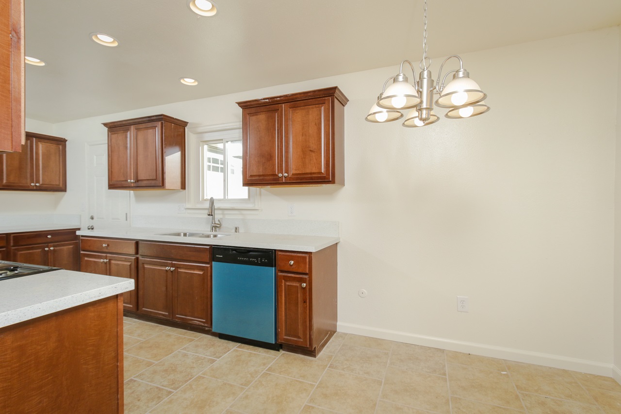 269 Securidad St, Oceanside, CA 92057 photo 8