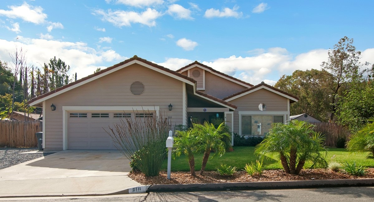 9111 Fonteyn Ct, Santee, CA 92071 photo 1