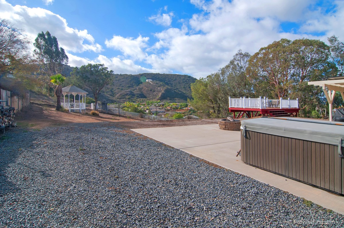 9111 Fonteyn Ct, Santee, CA 92071 photo 4