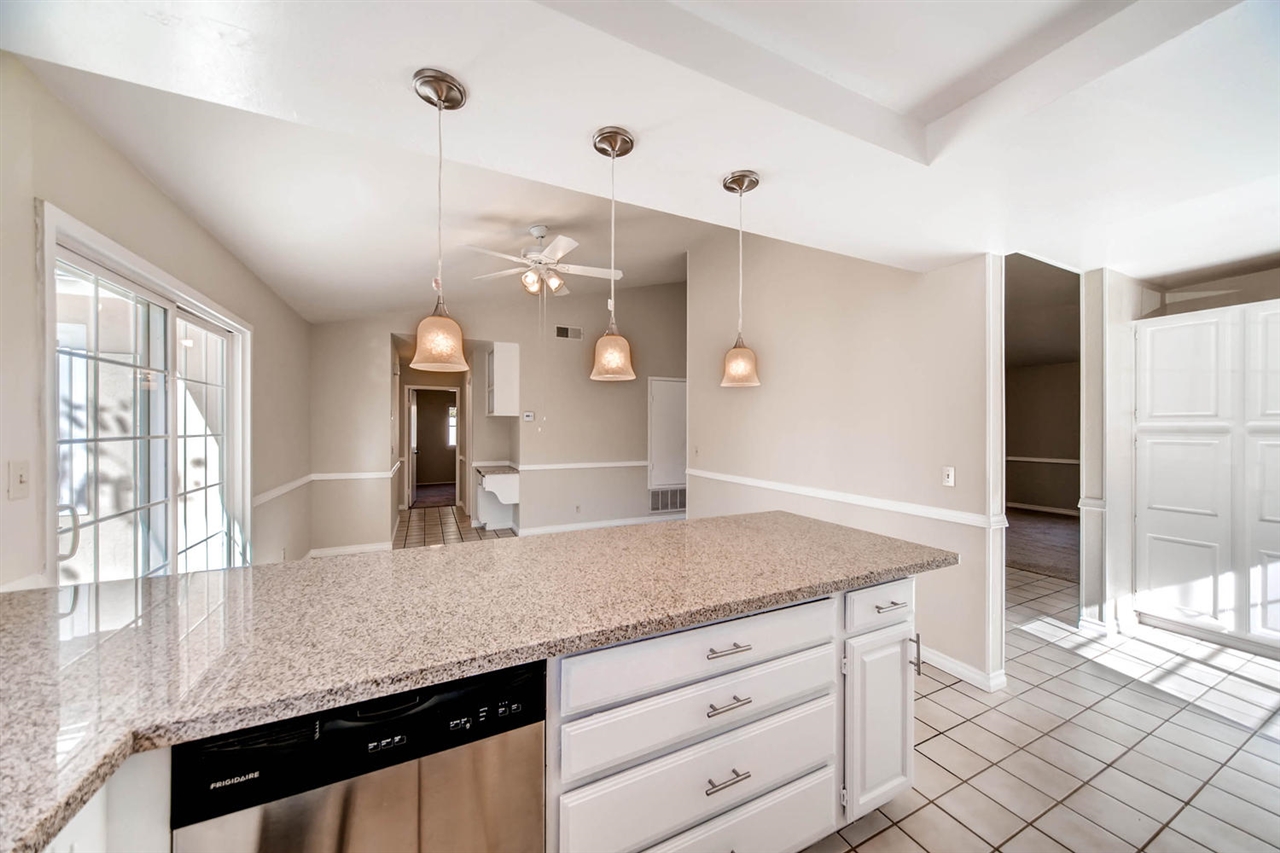 1222 Armstrong Cir, Escondido, CA 92027 photo 8
