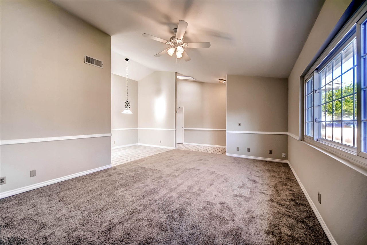 1222 Armstrong Cir, Escondido, CA 92027 photo 4