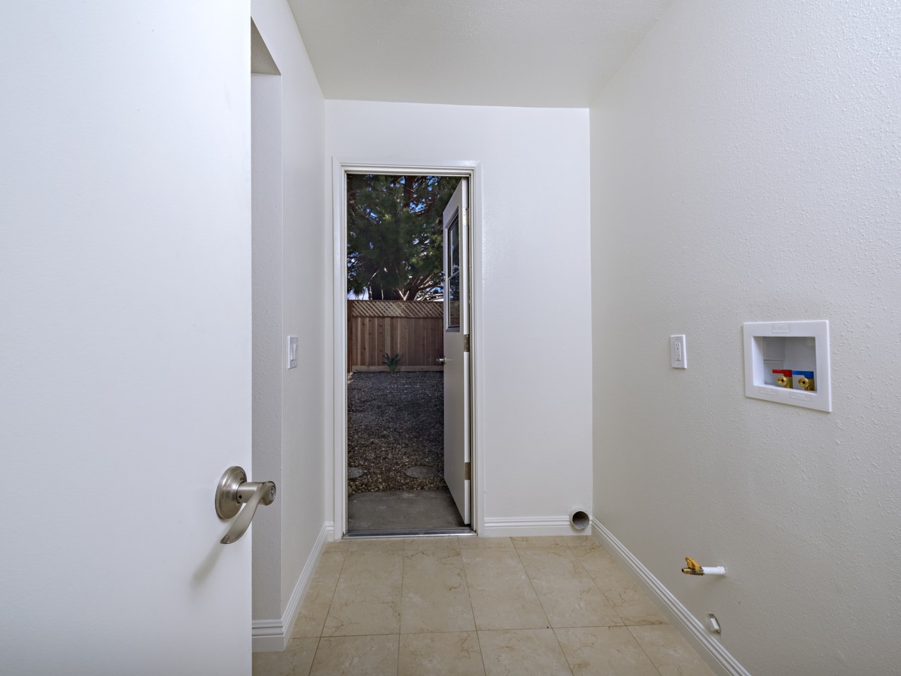 1554 Peacock Blvd, Oceanside, CA 92056 photo 14