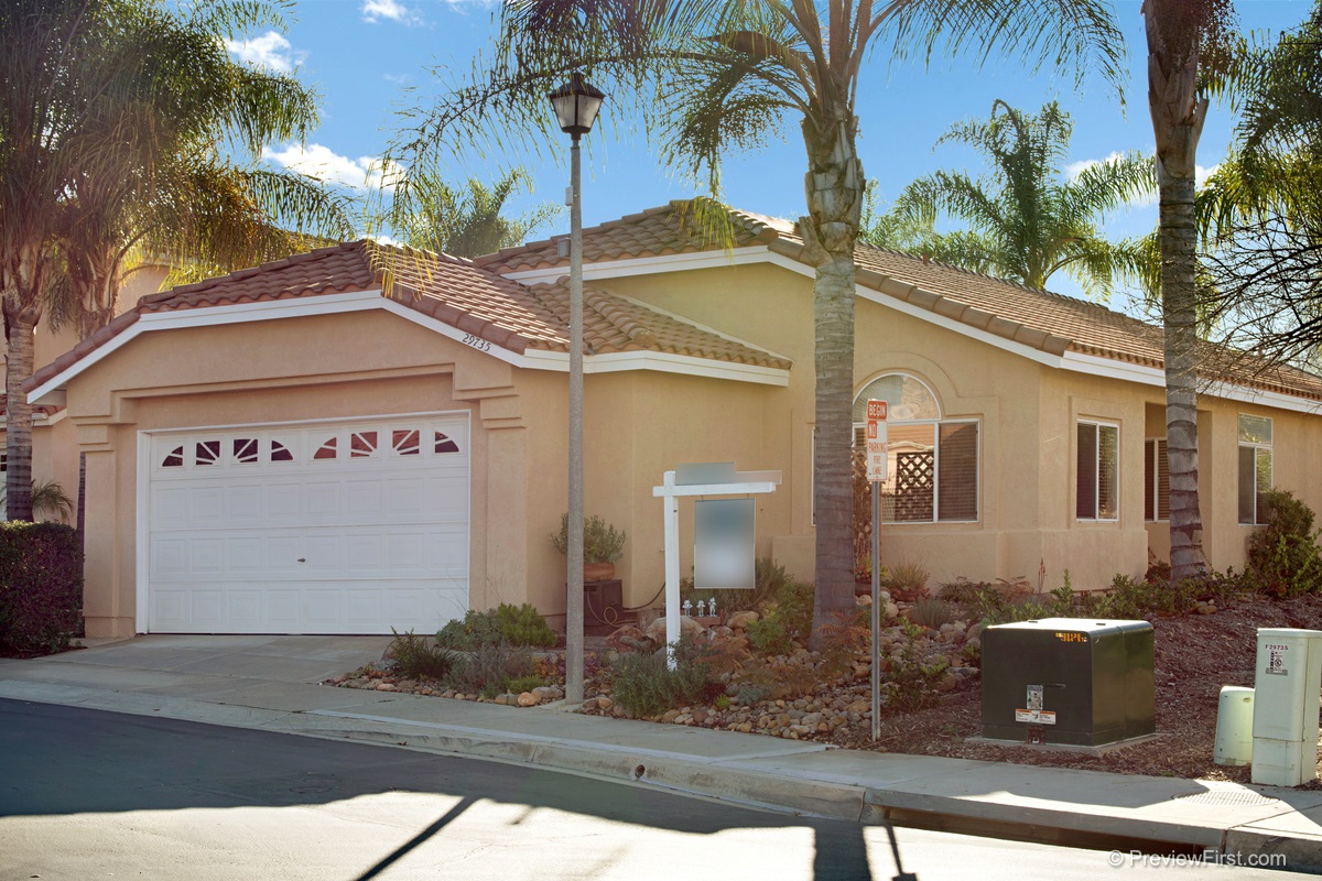 29735 Gracilior Dr, Escondido, CA 92026 photo 1