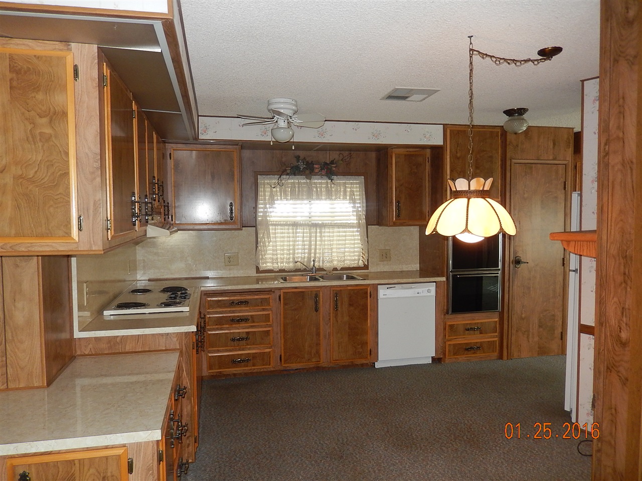 1625 Desert Gln, Escondido, CA 92026 photo 5