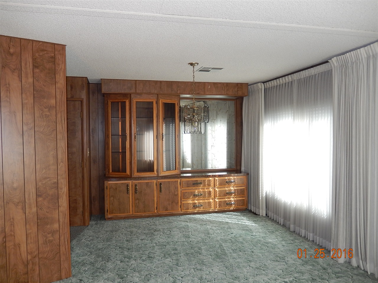 1625 Desert Gln, Escondido, CA 92026 photo 7