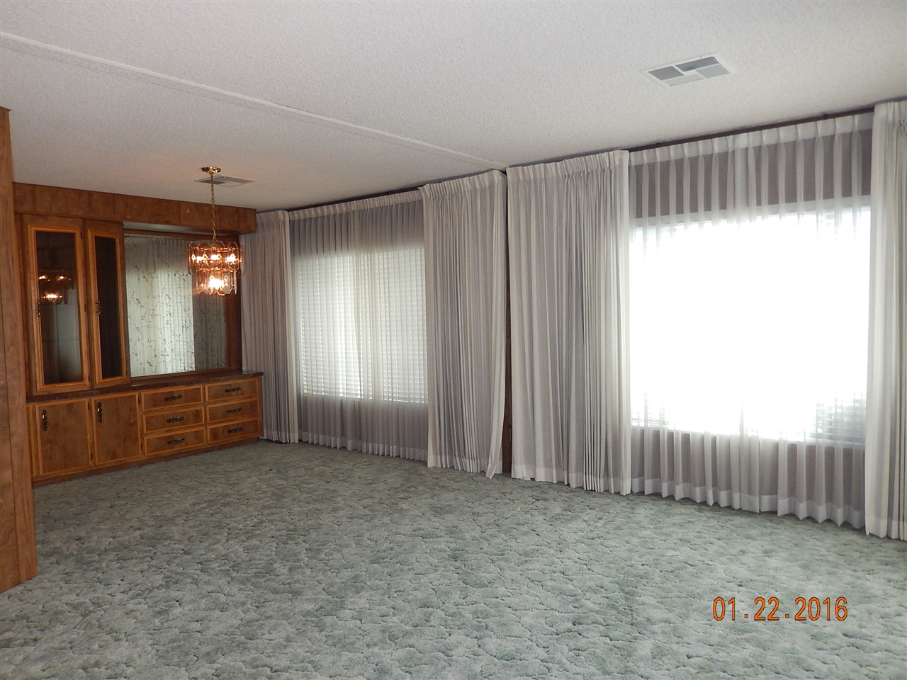 1625 Desert Gln, Escondido, CA 92026 photo 3