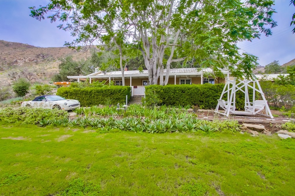 9508 Harmony Grove Rd, Escondido, CA 92029 photo 1