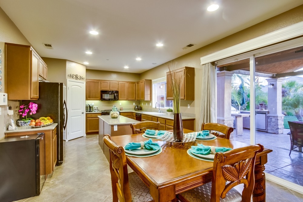 599 Dana Ln, Escondido, CA 92027 photo 9