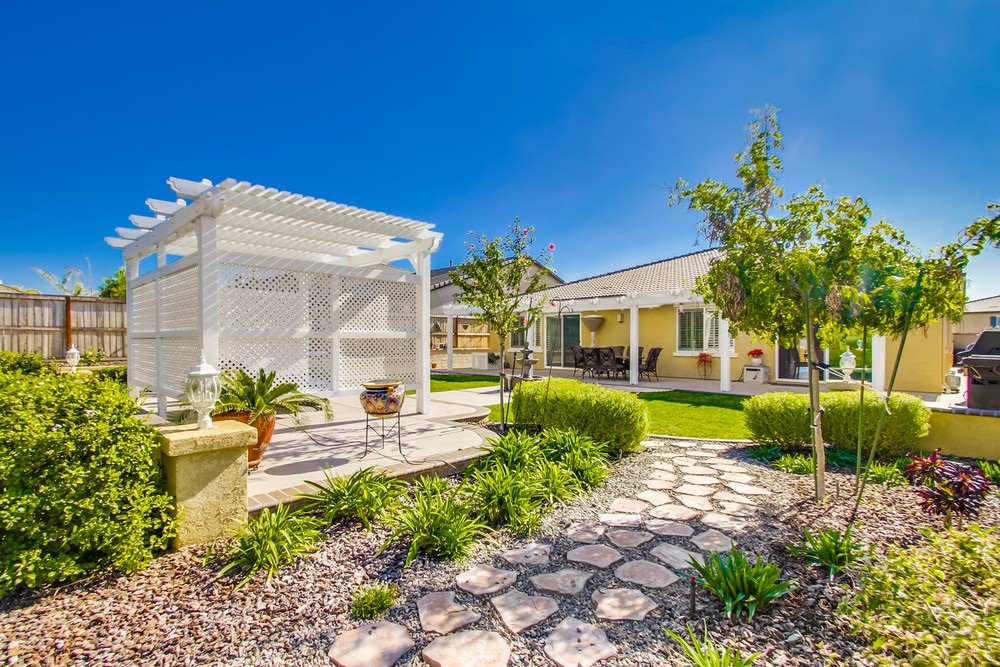 1128 Bellingham, Oceanside, CA 92057 photo 23