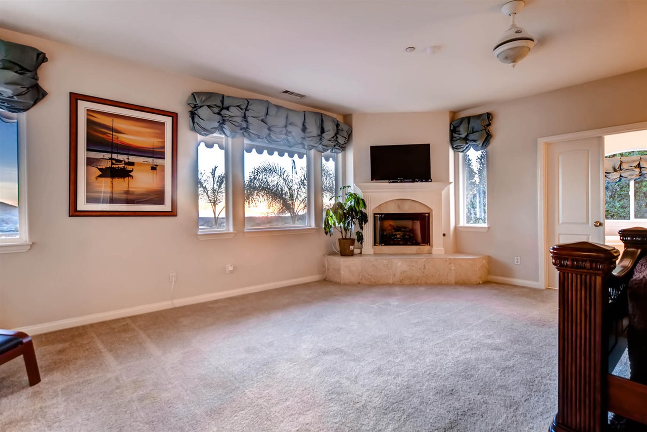 3792 Emma Rd, Vista, CA 92084 photo 12