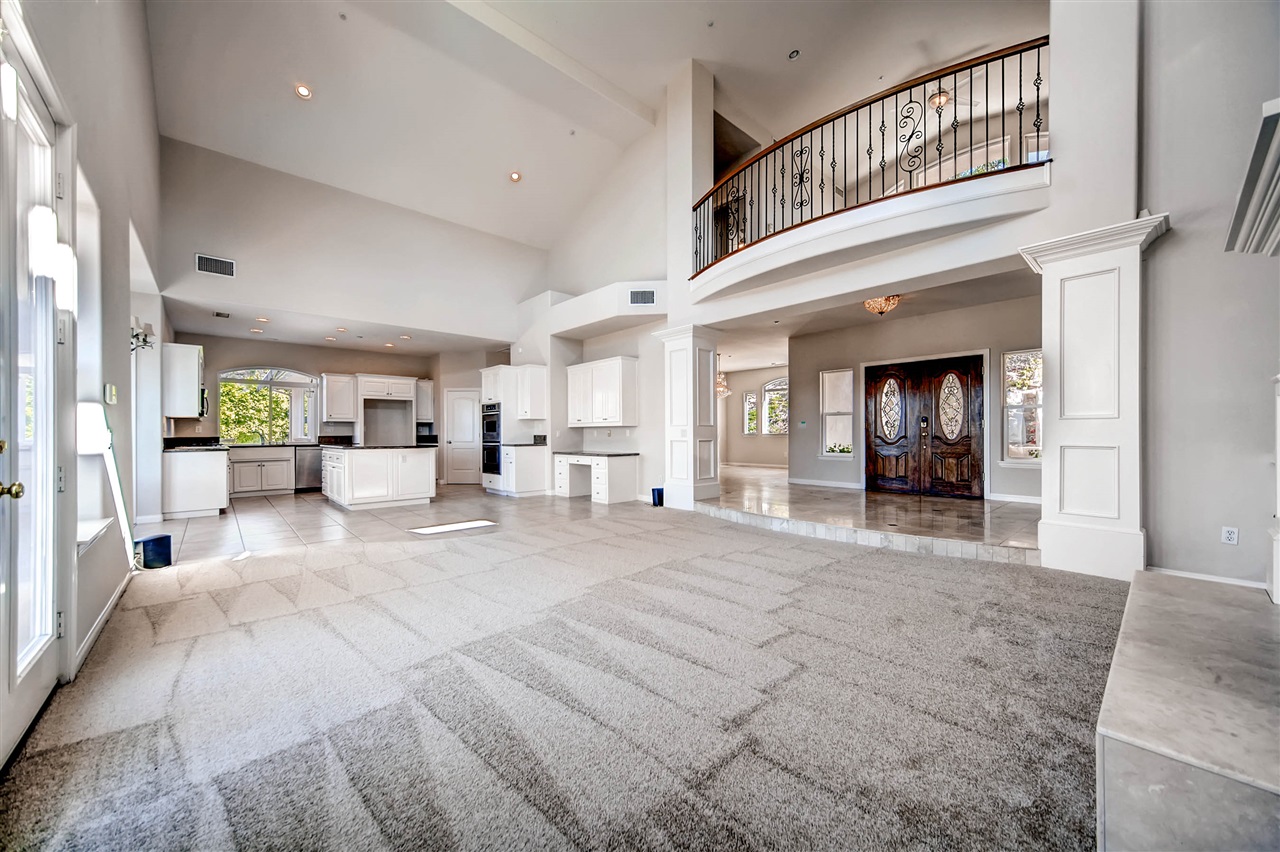 3792 Emma Rd, Vista, CA 92084 photo 4