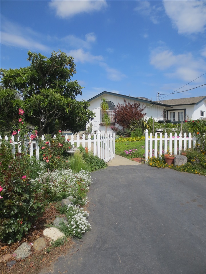 1771 Vista Del Lago, Fallbrook, CA 92028 photo 1