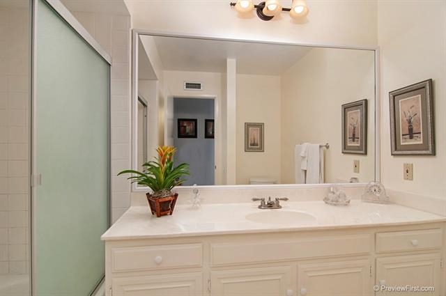 5622 Caminito Isla, La Jolla, CA 92037 photo 15