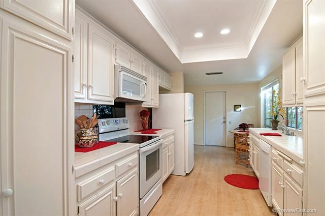 5622 Caminito Isla, La Jolla, CA 92037 photo 6
