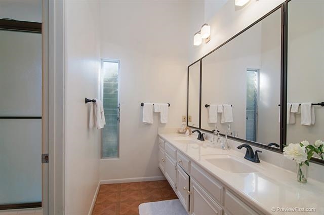 5622 Caminito Isla, La Jolla, CA 92037 photo 12