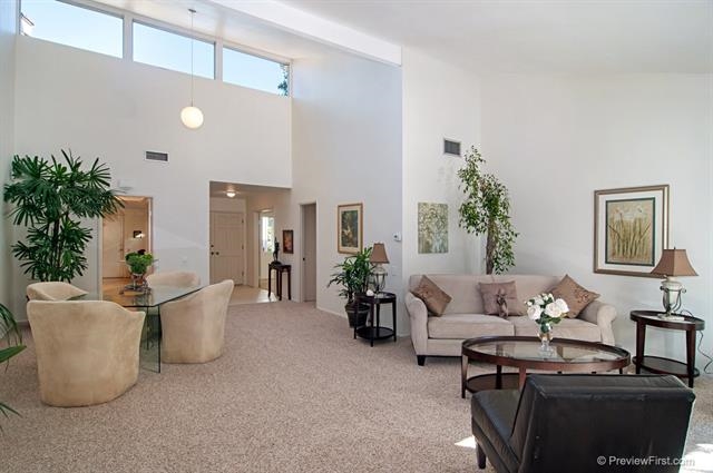 5622 Caminito Isla, La Jolla, CA 92037 photo 1