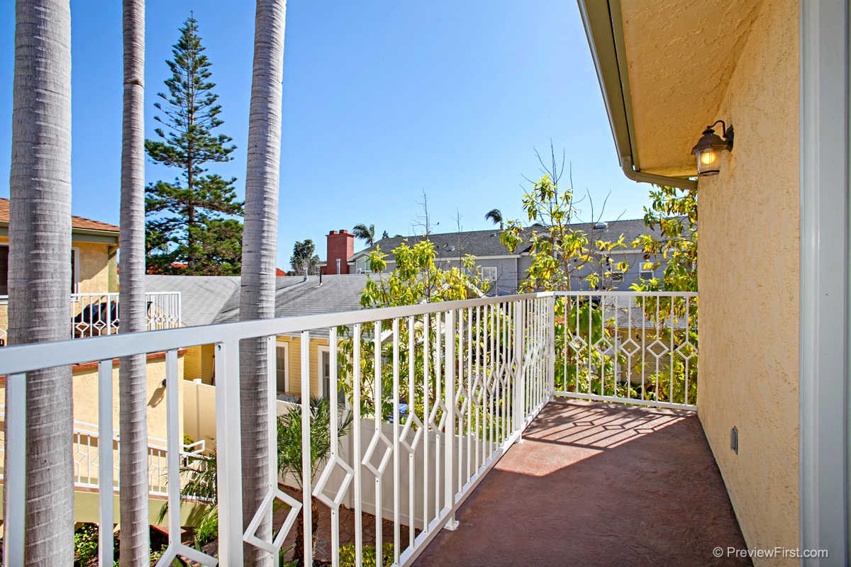 816 D Ave, Coronado, CA 92118 photo 4