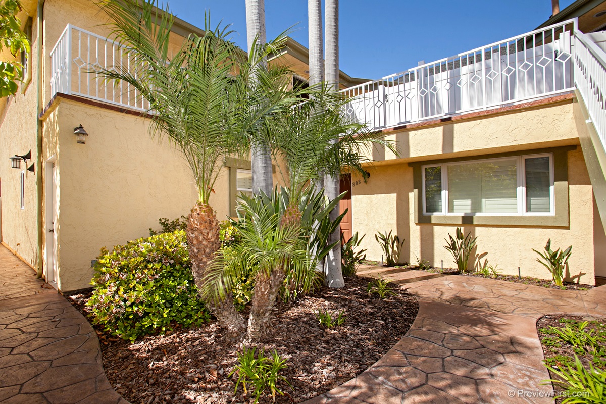 816 D Ave, Coronado, CA 92118 photo 3