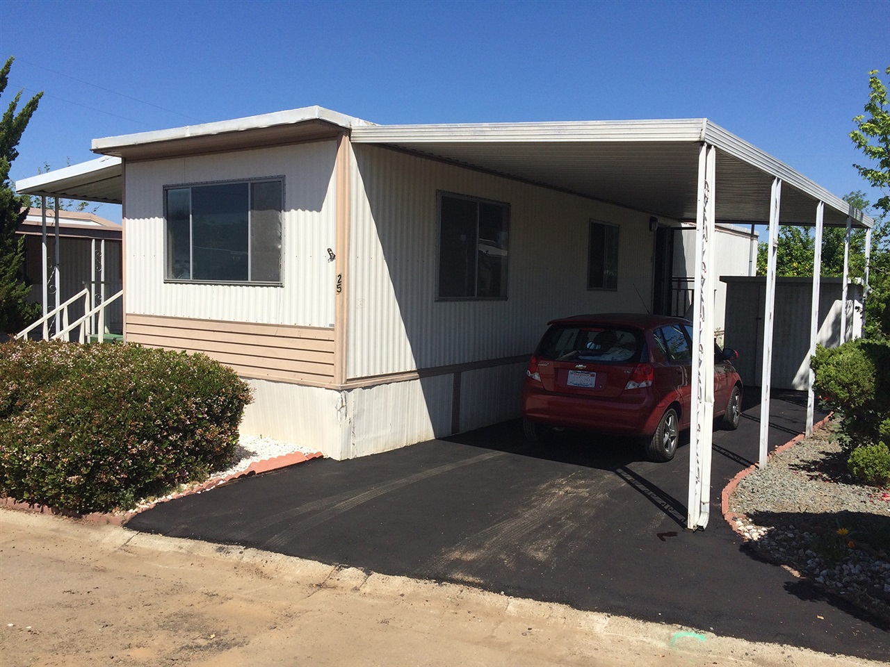 1285 E Washington St #25, El Cajon, CA 92019 photo 3