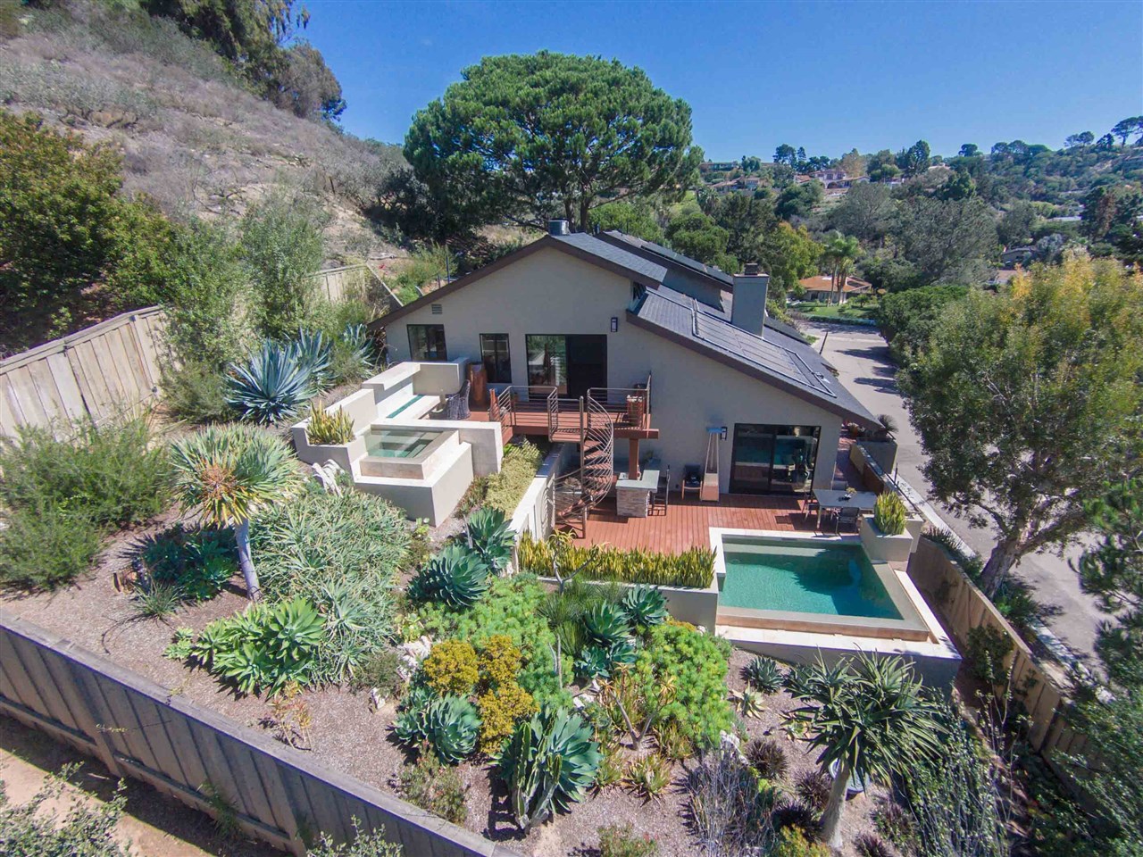 6879 Fairway Rd, La Jolla, CA 92037 photo 3