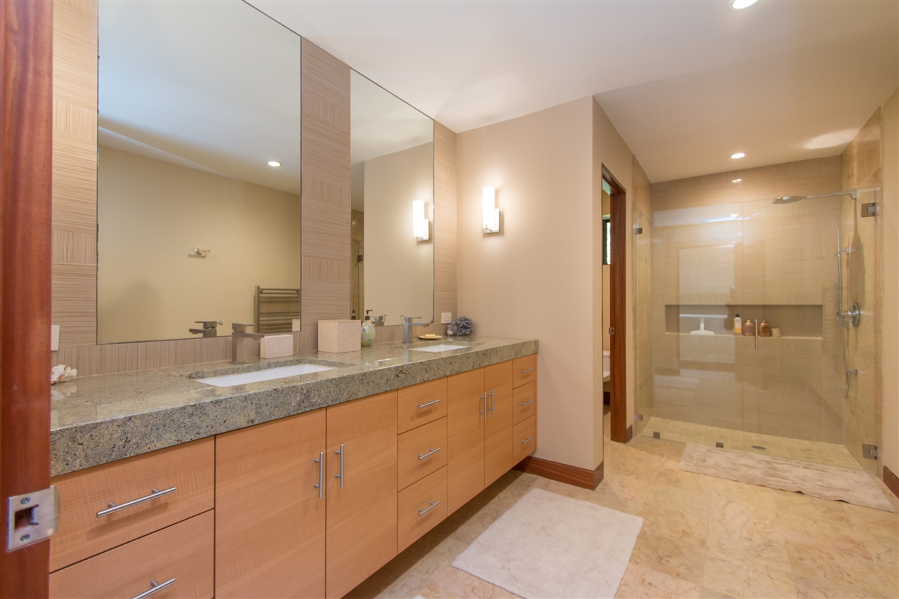 6879 Fairway Rd, La Jolla, CA 92037 photo 12