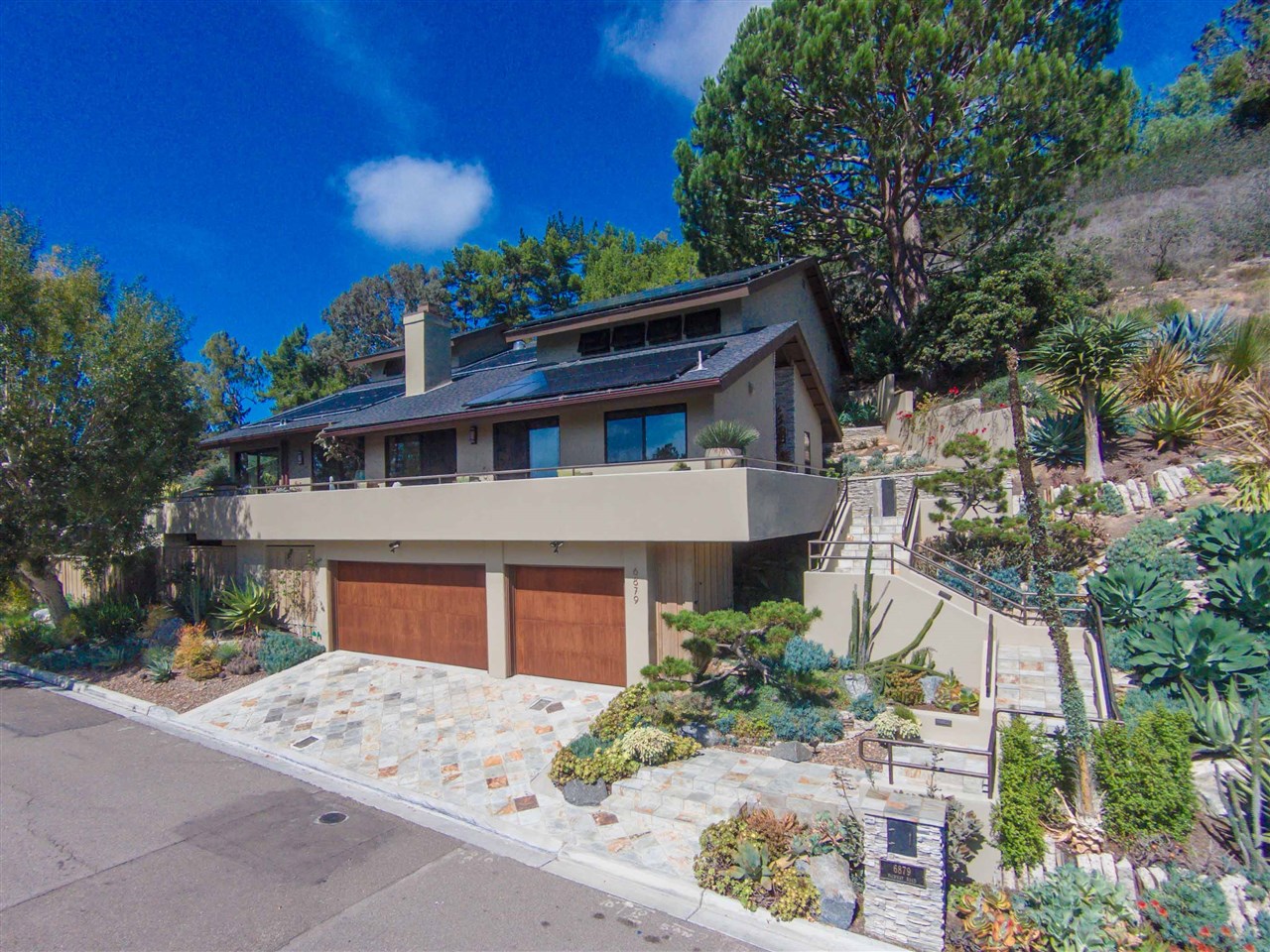 6879 Fairway Rd, La Jolla, CA 92037 photo 2
