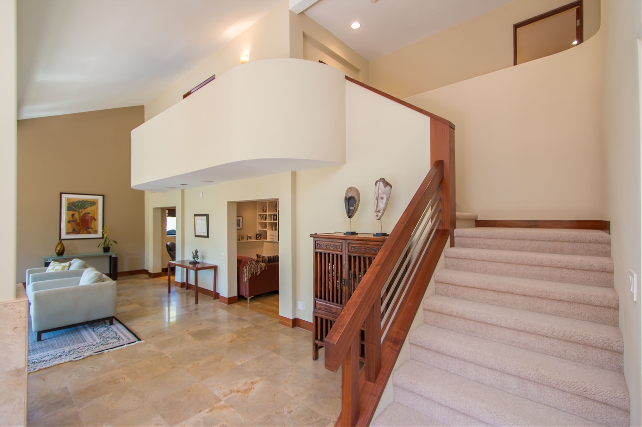 6879 Fairway Rd, La Jolla, CA 92037 photo 11
