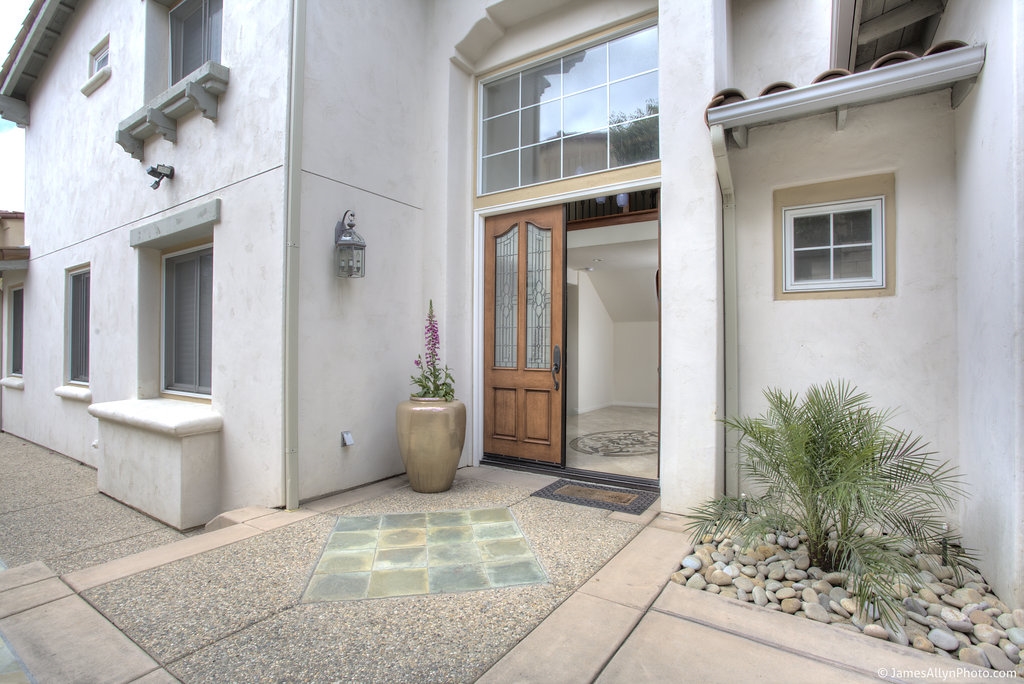 1349 Caminito Floreo, La Jolla, CA 92037 photo 3