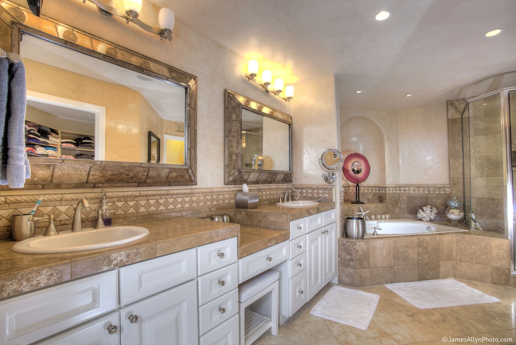 1349 Caminito Floreo, La Jolla, CA 92037 photo 19