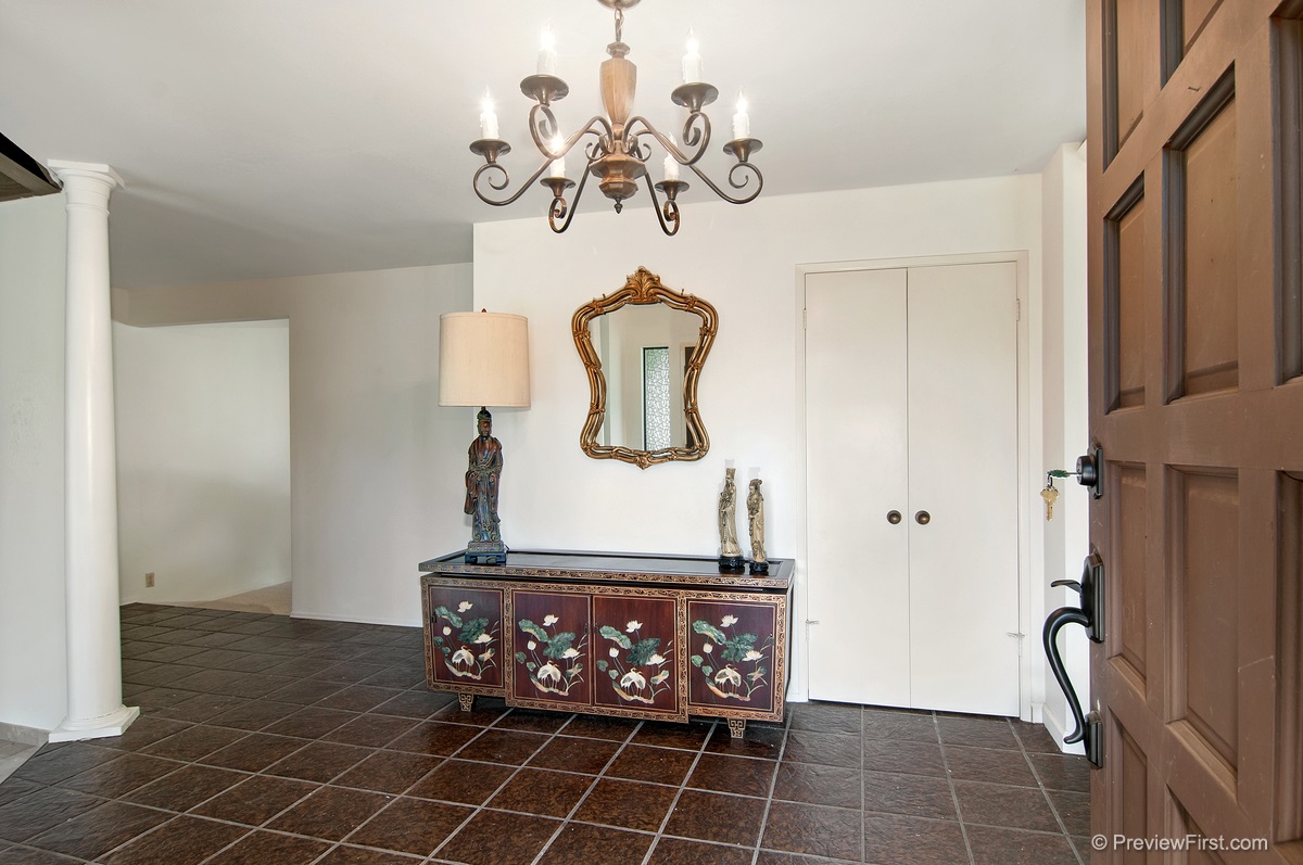 1544 Skyhawk Rd, Escondido, CA 92029 photo 5