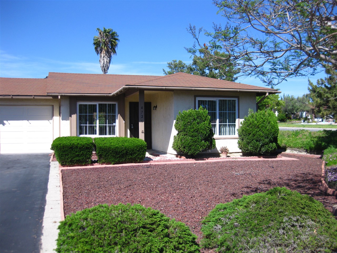 4726 Crescent Heights Dr, Oceanside, CA 92056 photo 1