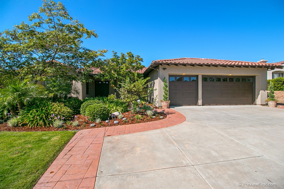 3134 Larkwood Ct, Fallbrook, CA 92028 photo 1